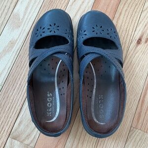 Super Comfortable Klogs Footwear Maryjane Style Womens Size 8